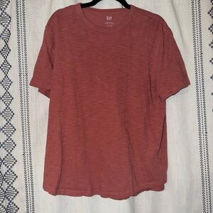 GAP Men's Short Sleeve Crewneck T-Shirt in Rust